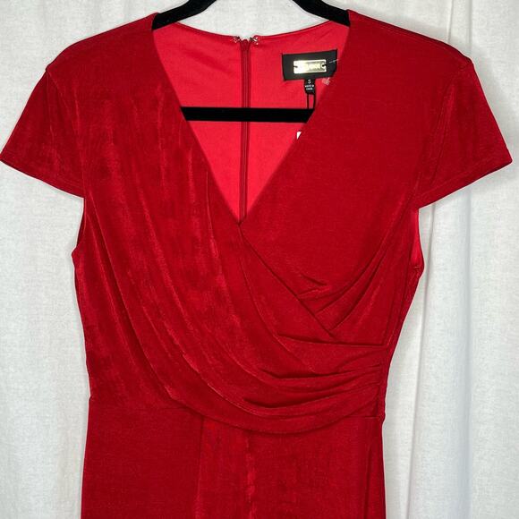 Alexia Admor NWT Orine Red Dress Knee Length Crossover Cap Sleeve Small Shimmer - Picture 4 of 12